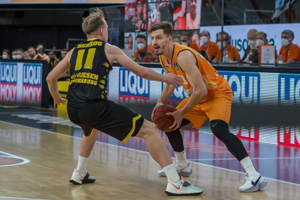 斯尔联队推 斯尔联队推