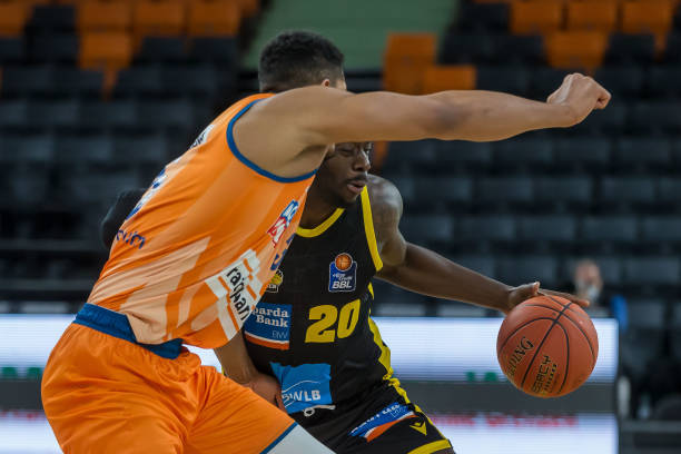 拉杜卡努遭 拉杜卡努遭